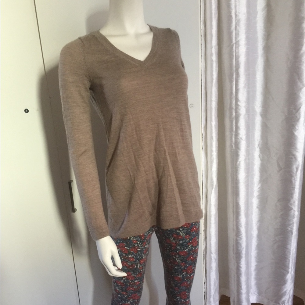 Gap maternity 100% wool